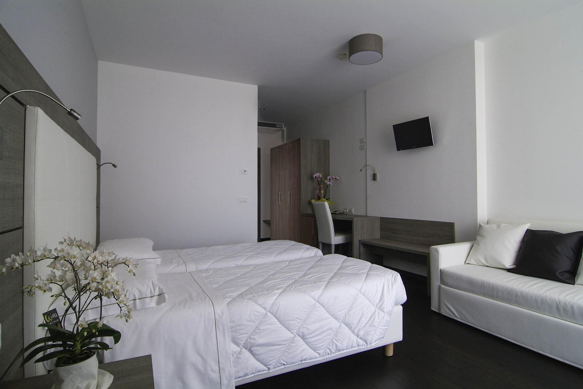 Hotel Gardesana Riva del Garda Esterno foto