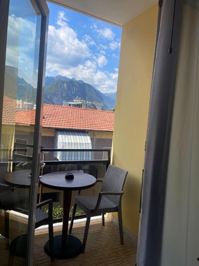 Hotel Gardesana Riva del Garda Esterno foto