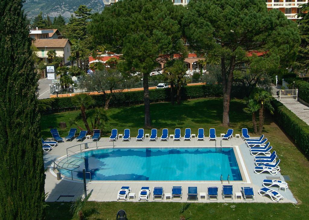 Hotel Gardesana Riva del Garda Esterno foto